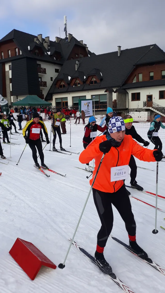 V BIESZCZADZKI BIEG NARCIARSKI – TROPEM ŻUBRA 9.02.2019 r. MUCZNE