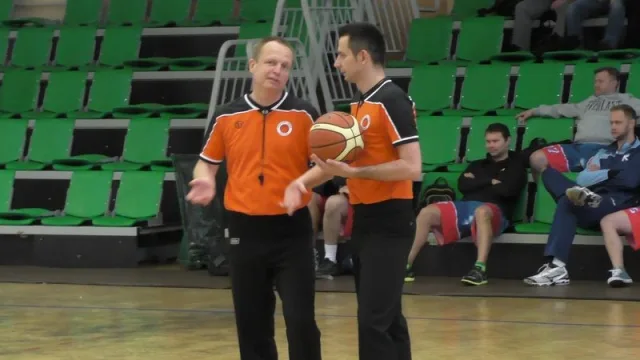 Zdjęcia z drugiego dnia I Mistrzostw SG w Koszykówce