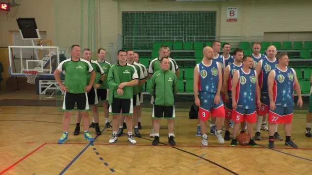 Zdjęcia z pierwszego dnia I Mistrzostw SG w Koszykówce